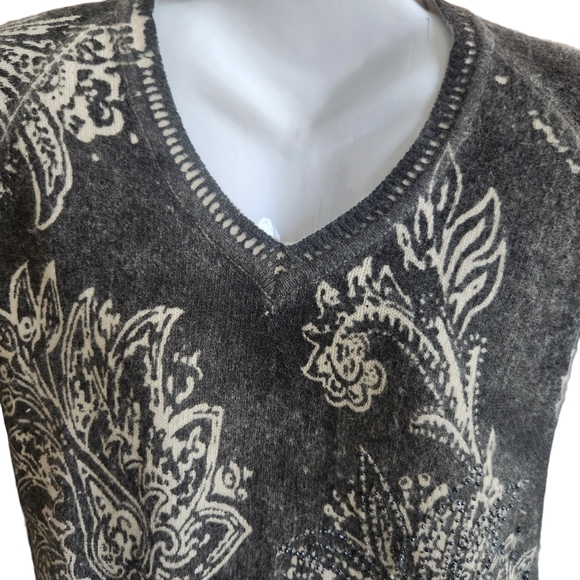 Monte Carlo Boho-glam Knit Gray & White Paisley Sparkly Chic V-Neck Sweater 38 - Picture 7 of 13